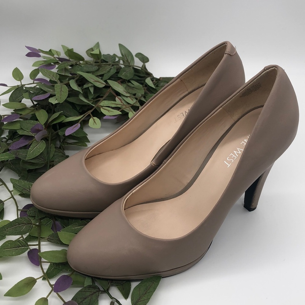 Nine West Nude Heels